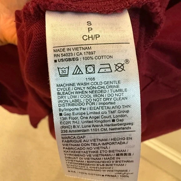 GAP Burgundy Cropped Rugby Polo Shirt White Collar Preppy Fall Top Small - Picture 8 of 9